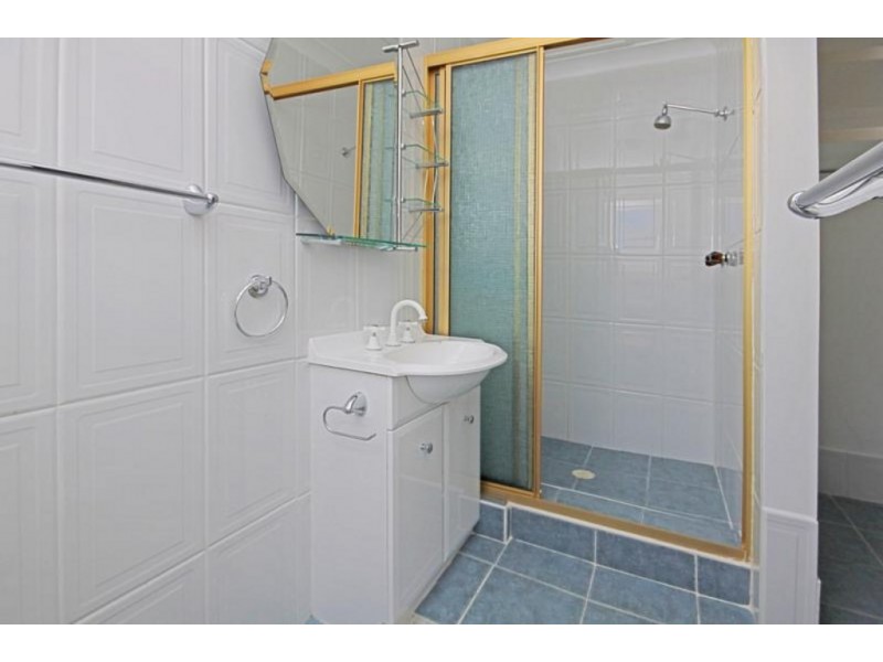 9/11 Beechwood Court, Sunshine Bay NSW 2536