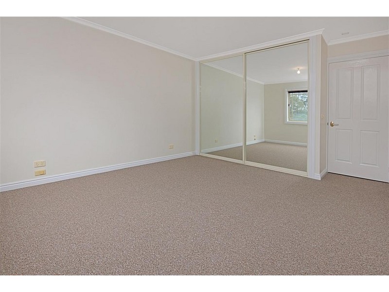 15 Karoola Crescent, Surfside NSW 2536