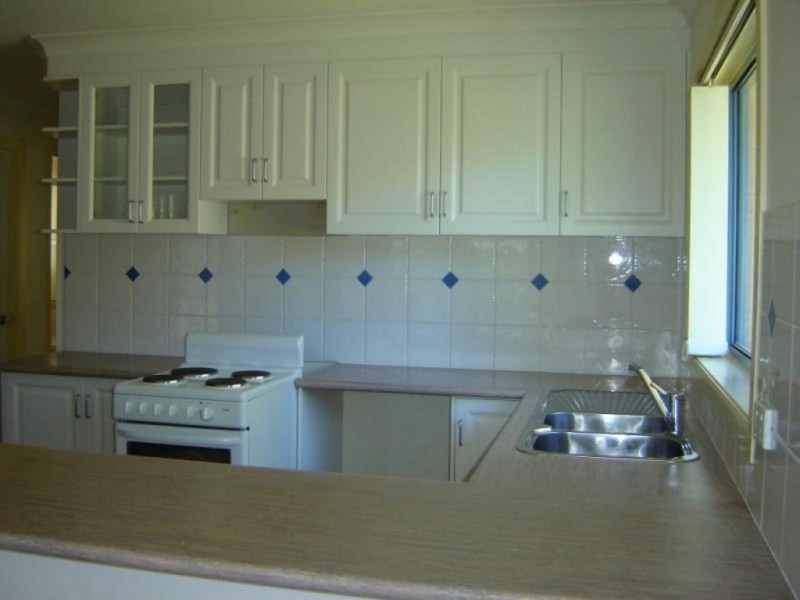 2/13 Paul Place BATEHAVEN, Batehaven NSW 2536