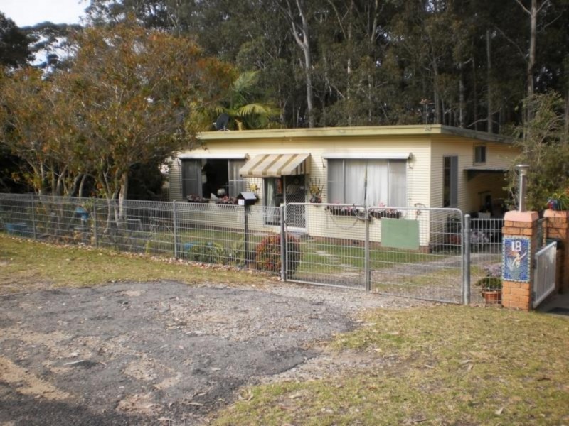16 Banyandah Street, South Durras NSW 2536