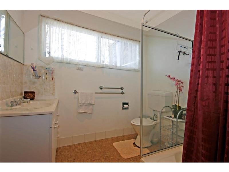 48 Calton Road, Batehaven NSW 2536