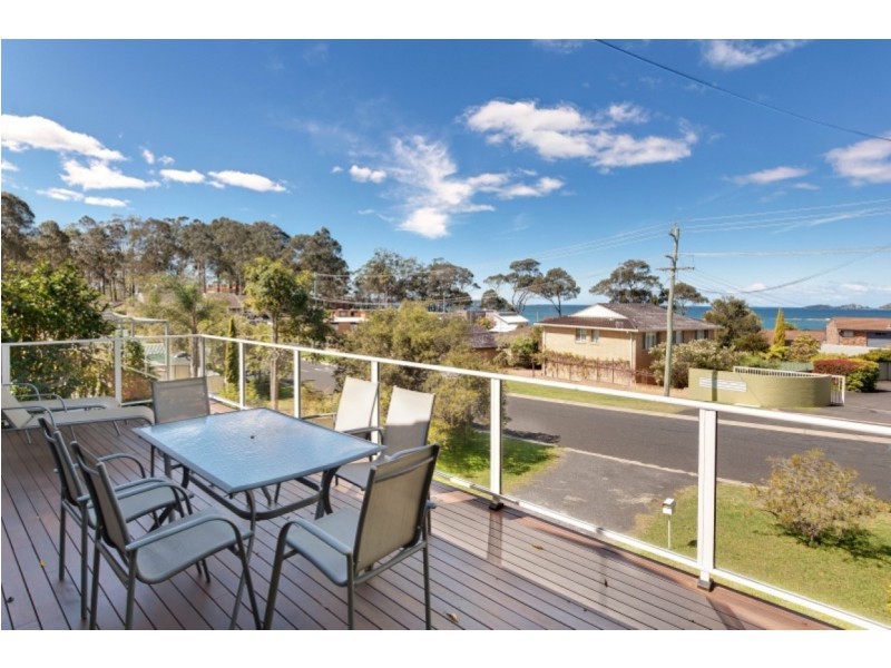 2 Calton Road, Batehaven NSW 2536