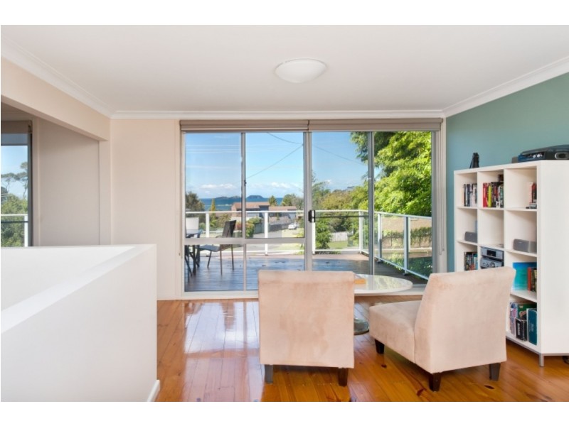 2 Calton Road, Batehaven NSW 2536