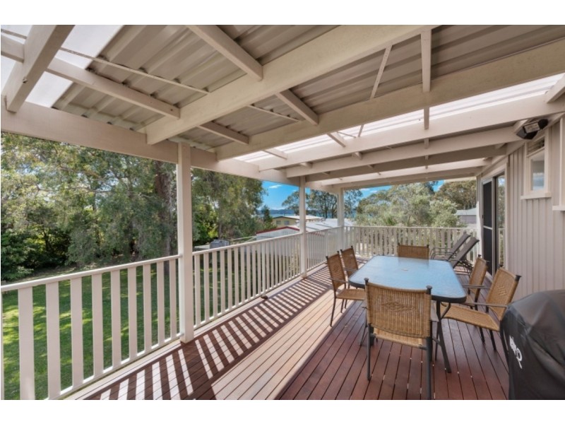2 Calton Road, Batehaven NSW 2536