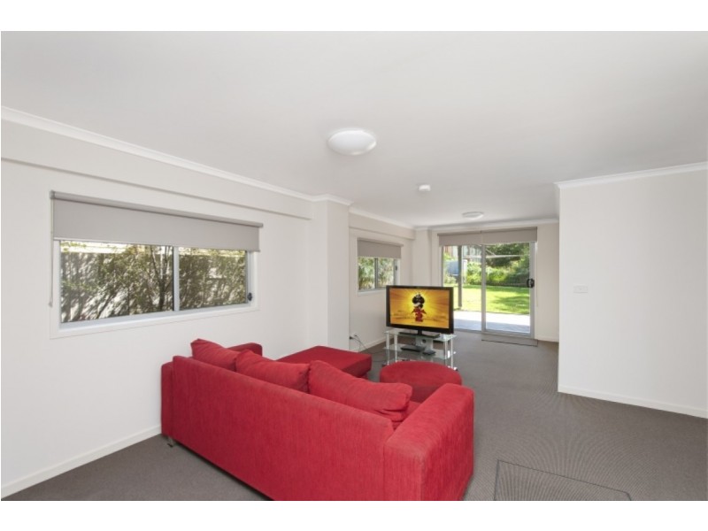 2 Calton Road, Batehaven NSW 2536