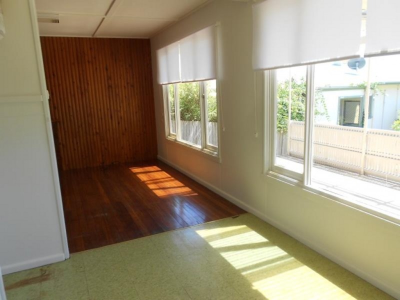 6 View Street, Batehaven NSW 2536