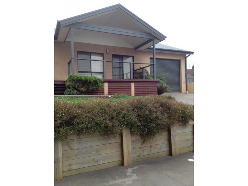 23B Johnson Place, Surf Beach NSW 2536