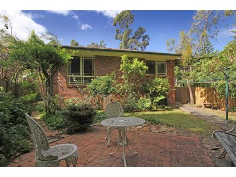 24 Pleasurelea Drive, Sunshine Bay NSW 2536