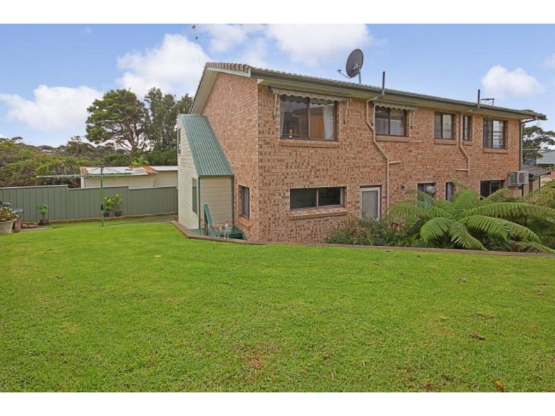 11 Binda Avenue, Malua Bay NSW 2536