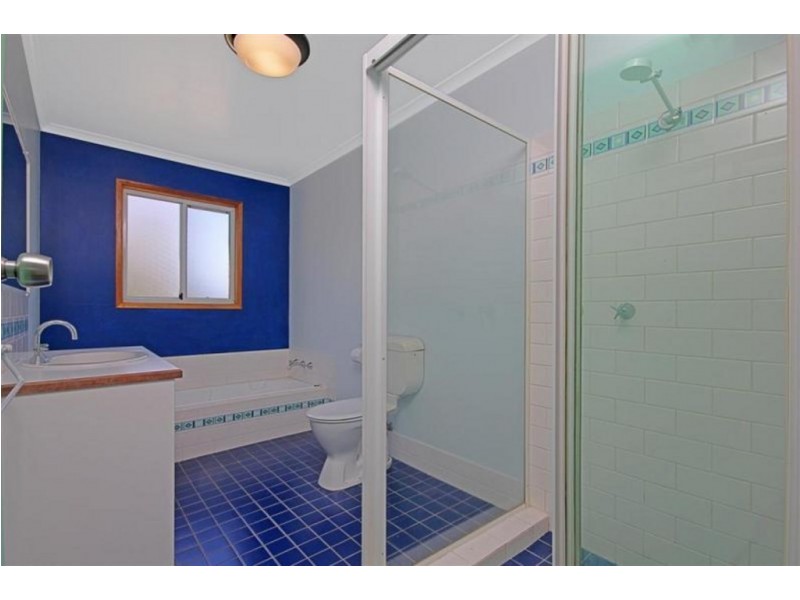 15 Forest Parade, Tomakin NSW 2537