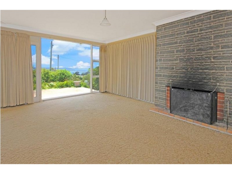 44 Ocean Road, Batehaven NSW 2536