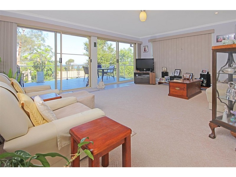 2/74 Eric Fenning Drive, Surf Beach NSW 2536