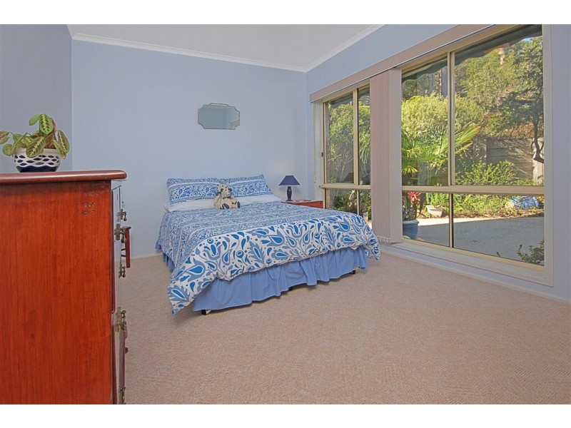 2/74 Eric Fenning Drive, Surf Beach NSW 2536