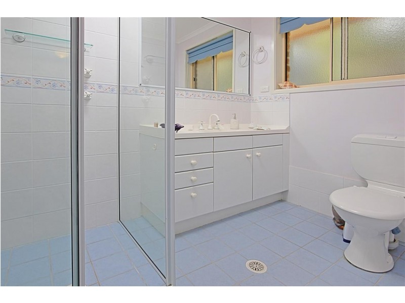 2/74 Eric Fenning Drive, Surf Beach NSW 2536