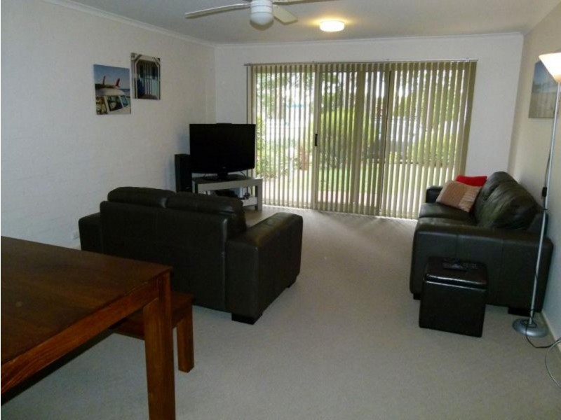 2/708 Beach Road, Surf Beach NSW 2536