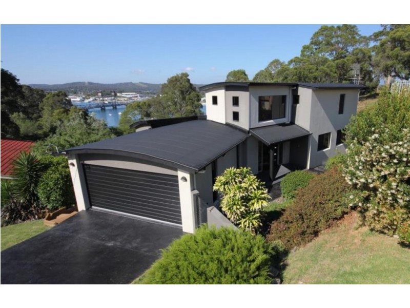 23 Penthouse Place, North Batemans Bay NSW 2536