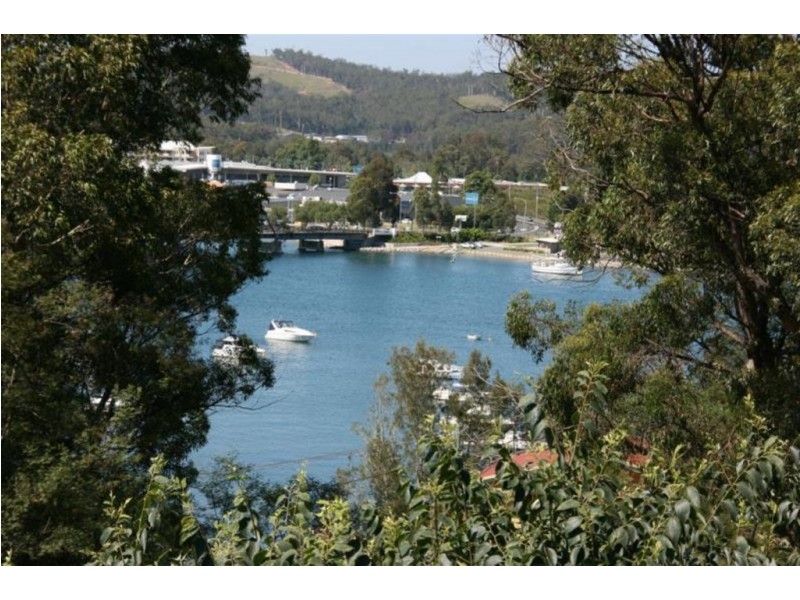23 Penthouse Place, North Batemans Bay NSW 2536