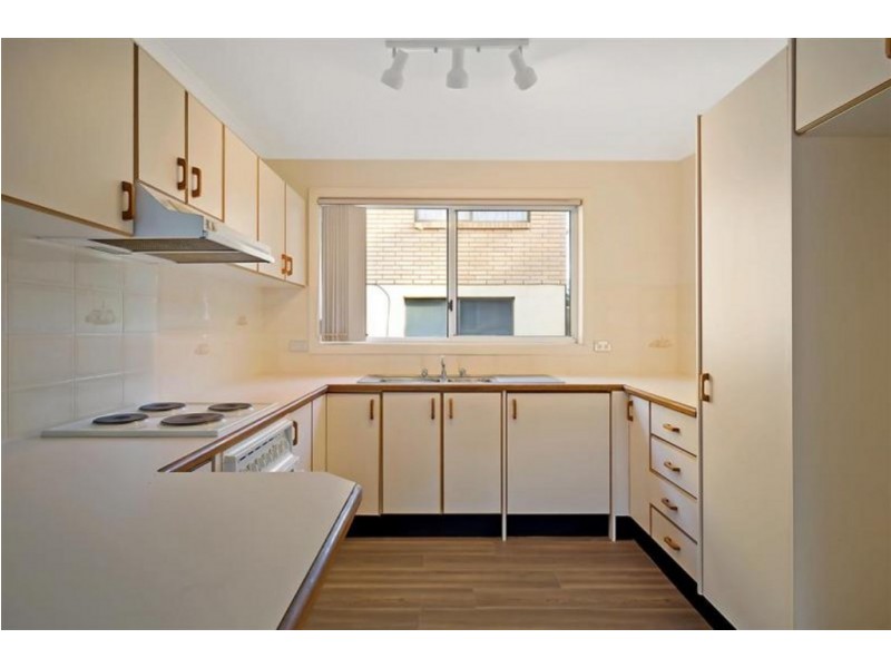 30 Edward Road, Batehaven NSW 2536