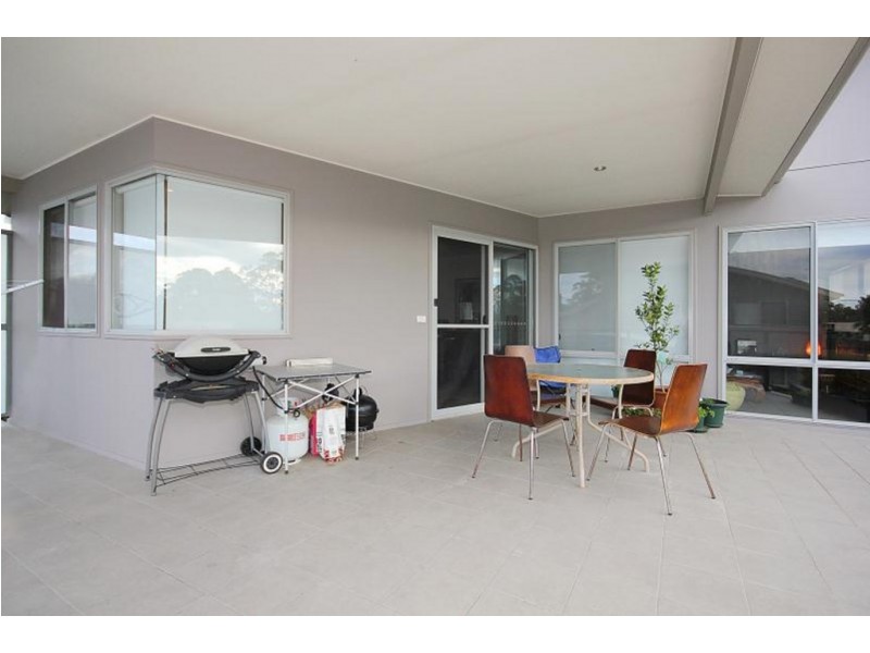 9B Massey Street, Broulee NSW 2537