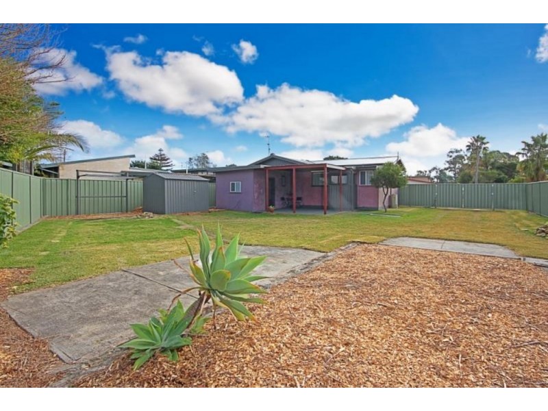 4 Avalon St, Batemans Bay NSW 2536