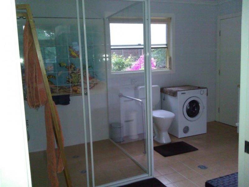 37B Peninsula Drive, Surfside NSW 2536