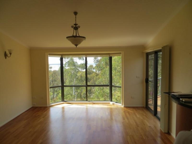 14B Sanctuary Place, Catalina NSW 2536