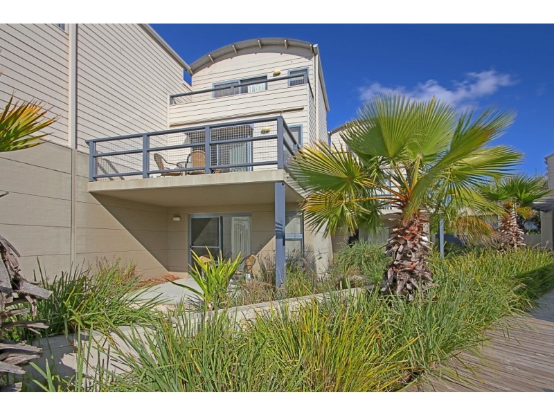 205/202-208 Beach Road, Batehaven NSW 2536