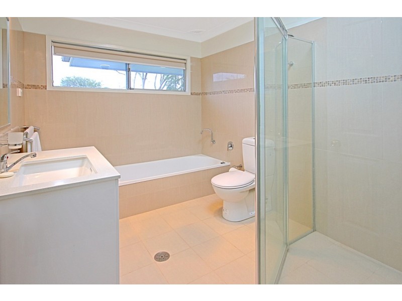 39 Beach Road, Batemans Bay NSW 2536