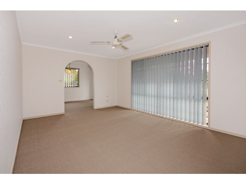 9 Blue Gum Parade, Maloneys Beach NSW 2536
