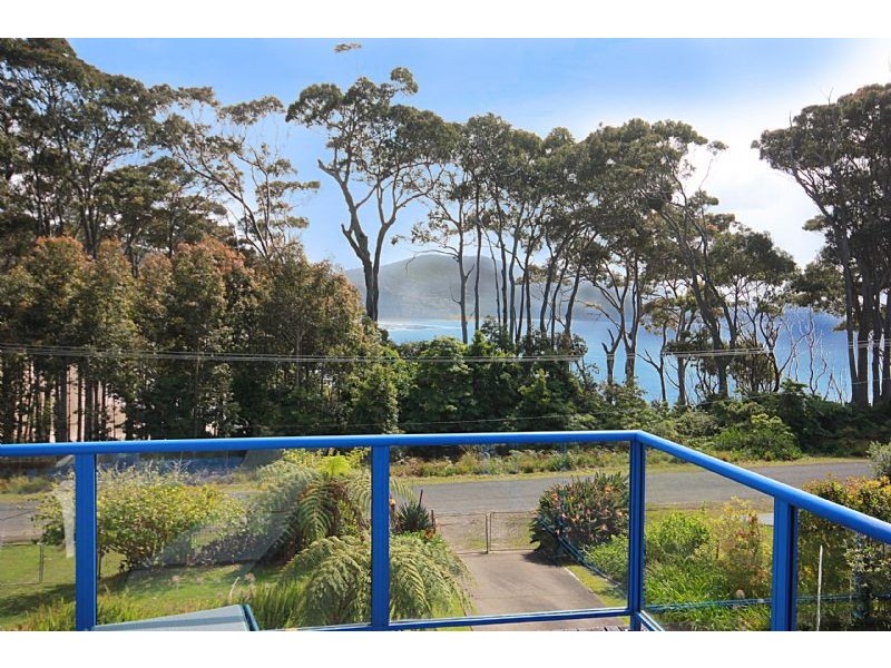 8 Depot Beach Road, Depot Beach NSW 2536