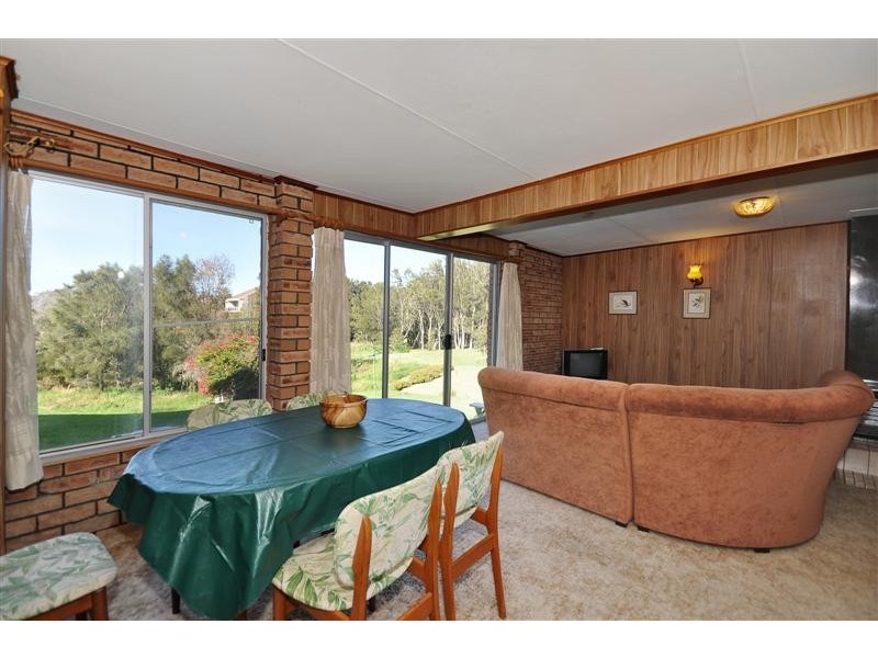 31 Tallawang Ave, Malua Bay NSW 2536