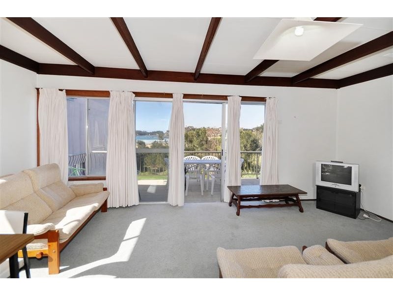 31 Tallawang Ave, Malua Bay NSW 2536