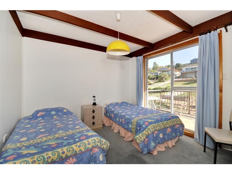 31 Tallawang Ave, Malua Bay NSW 2536