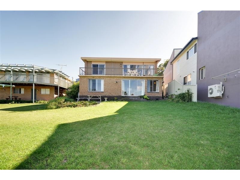 31 Tallawang Ave, Malua Bay NSW 2536