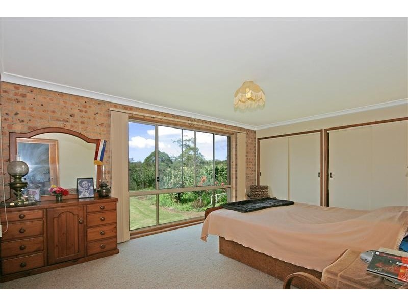 2752 The River Road, Nelligen NSW 2536