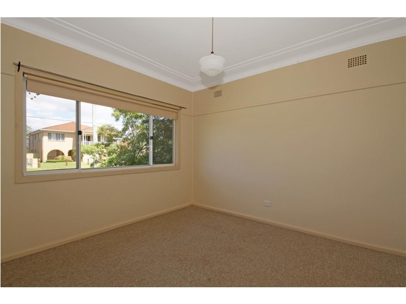 7 Golf Links Drive, Batemans Bay NSW 2536