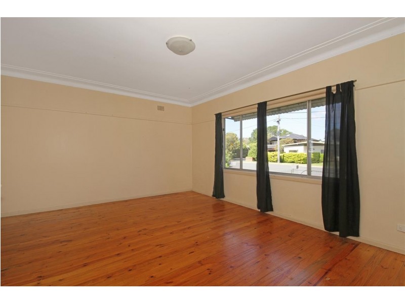 7 Golf Links Drive, Batemans Bay NSW 2536