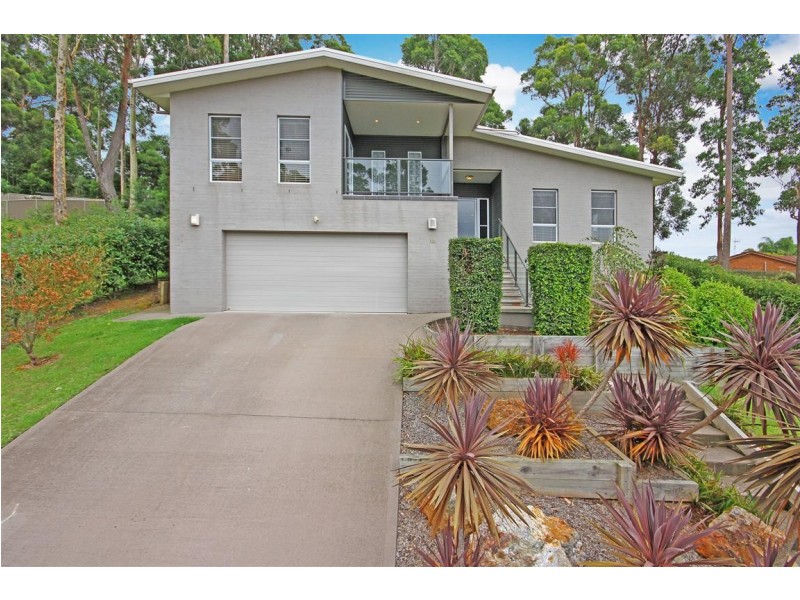 10 Oakwood Way, Catalina NSW 2536