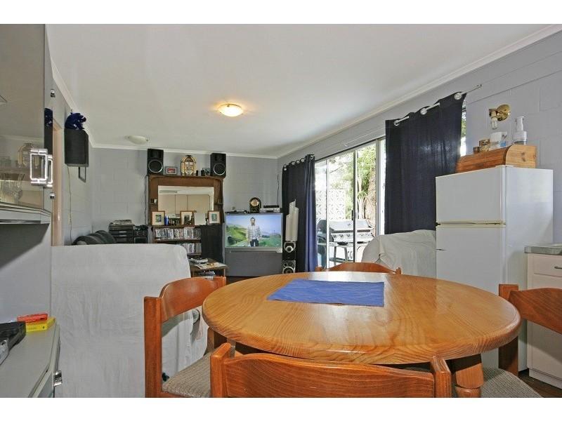 1 and 2/42 Edward Road, Batehaven NSW 2536