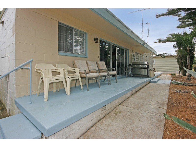 1 and 2/42 Edward Road, Batehaven NSW 2536