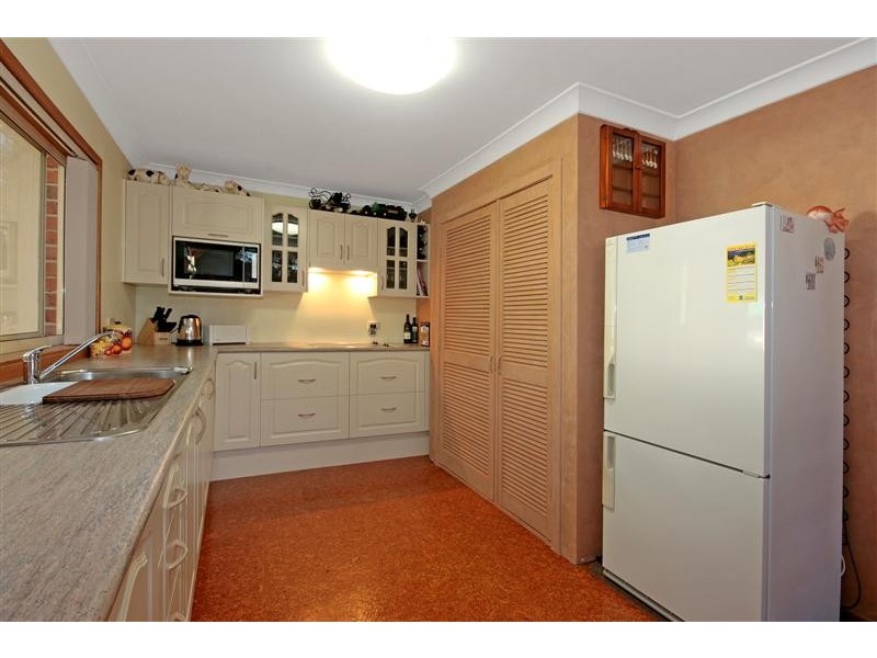 37 Peninsula Drive, North Batemans Bay NSW 2536