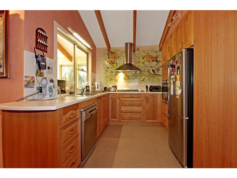 37 Peninsula Drive, North Batemans Bay NSW 2536