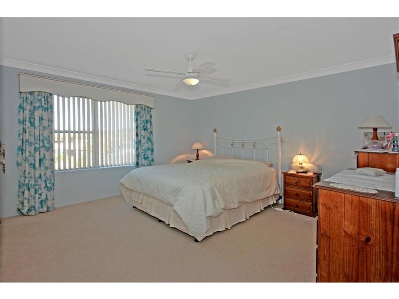 17 Wattle Crescent, Batehaven NSW 2536