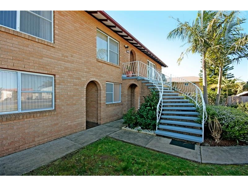 17 Wattle Crescent, Batehaven NSW 2536