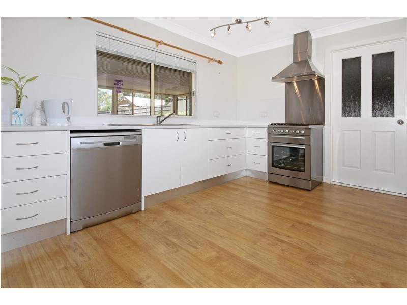 7 Osprey Place, Surfside NSW 2536