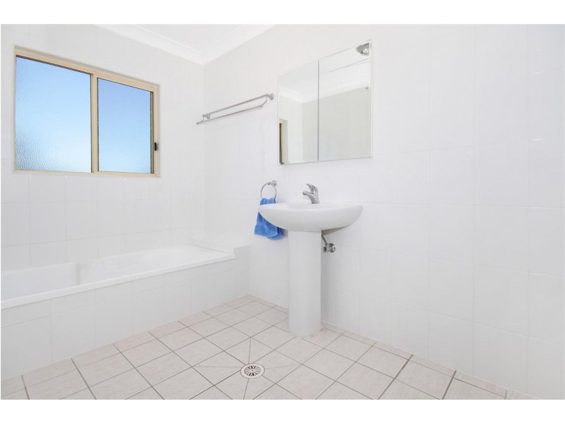 7 Osprey Place, Surfside NSW 2536