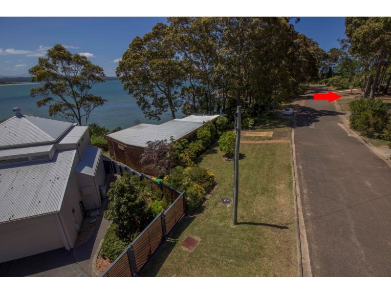 12 Observation Avenue, Batehaven NSW 2536