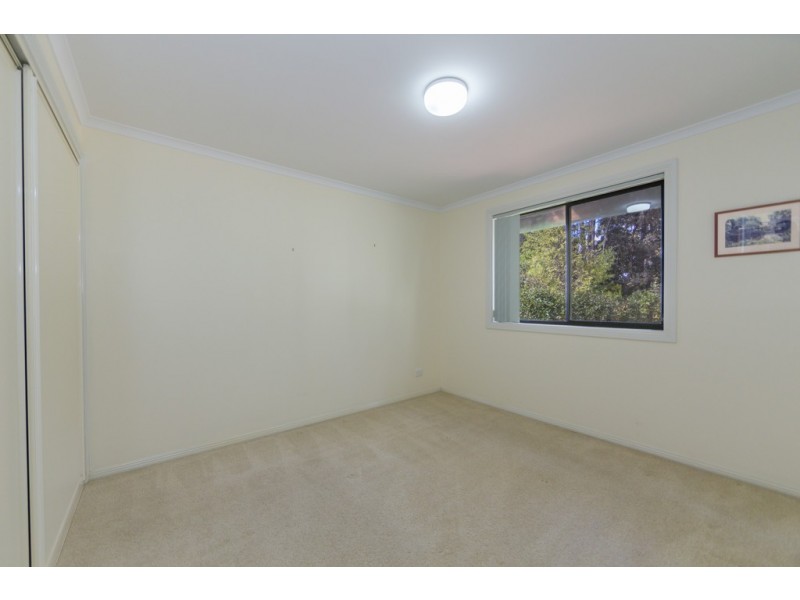 2/27 Explorers Way, Surf Beach NSW 2536
