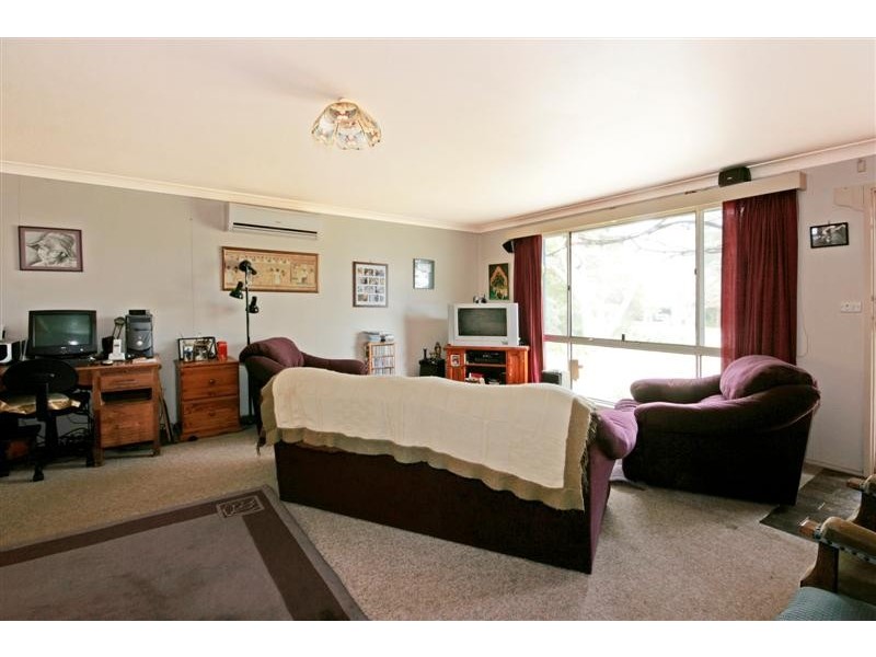 160 Annetts Parade, Mossy Point NSW 2537