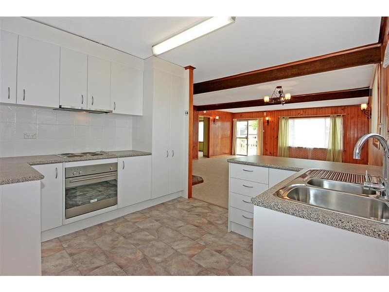 63 Myamba Pde, Surfside NSW 2536